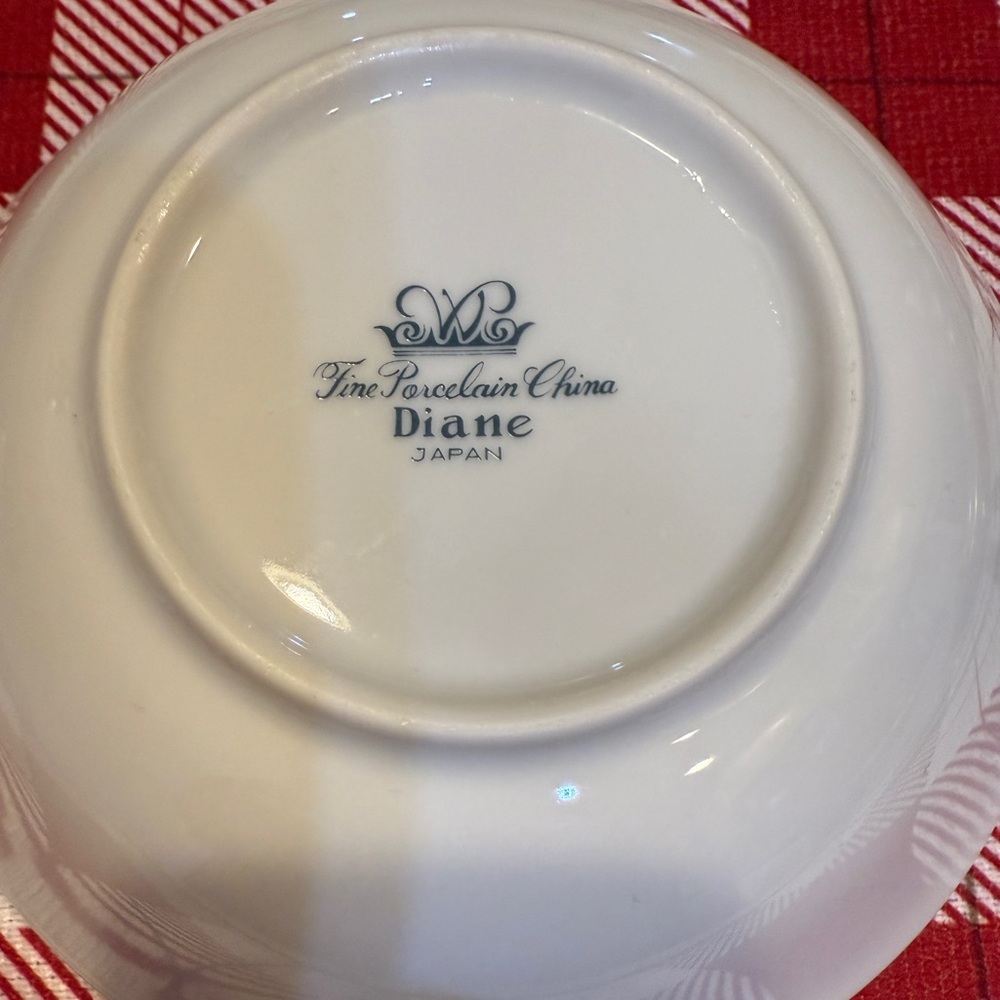 Vintage Fine Porcelain China “Diane” Dessert Bowls - 2 piece set - Picture 5 of 5